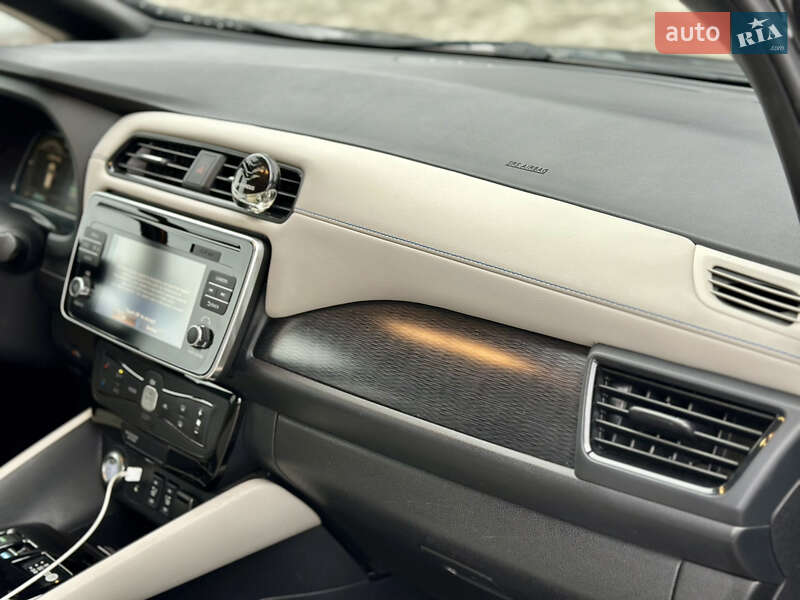 Хэтчбек Nissan Leaf 2018 в Львове фото 18 Хэтчбек Nissan Leaf 2018 в Львове