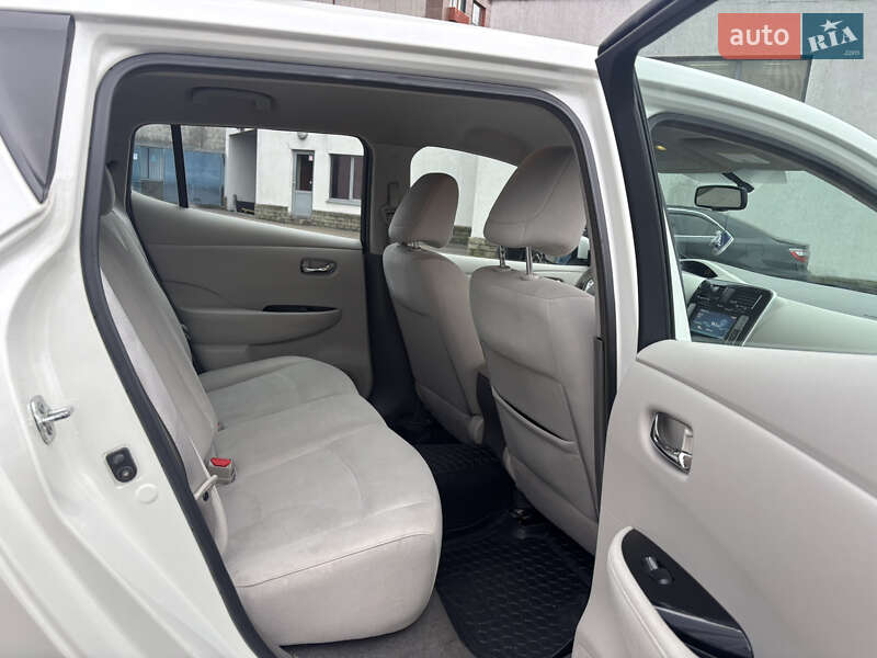 Хетчбек Nissan Leaf 2013 в Києві фото 17 Хетчбек Nissan Leaf 2013 в Києві