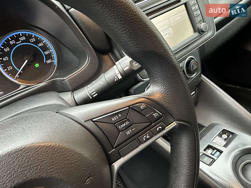 Хэтчбек Nissan Leaf 2018 в Киеве