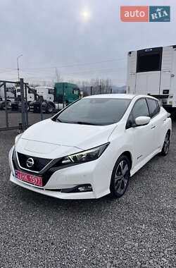 Хэтчбек Nissan Leaf 2019 в Хусте