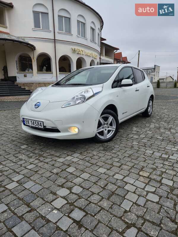Хетчбек Nissan Leaf 2015 в Золочеві фото 39 Хетчбек Nissan Leaf 2015 в Золочеві