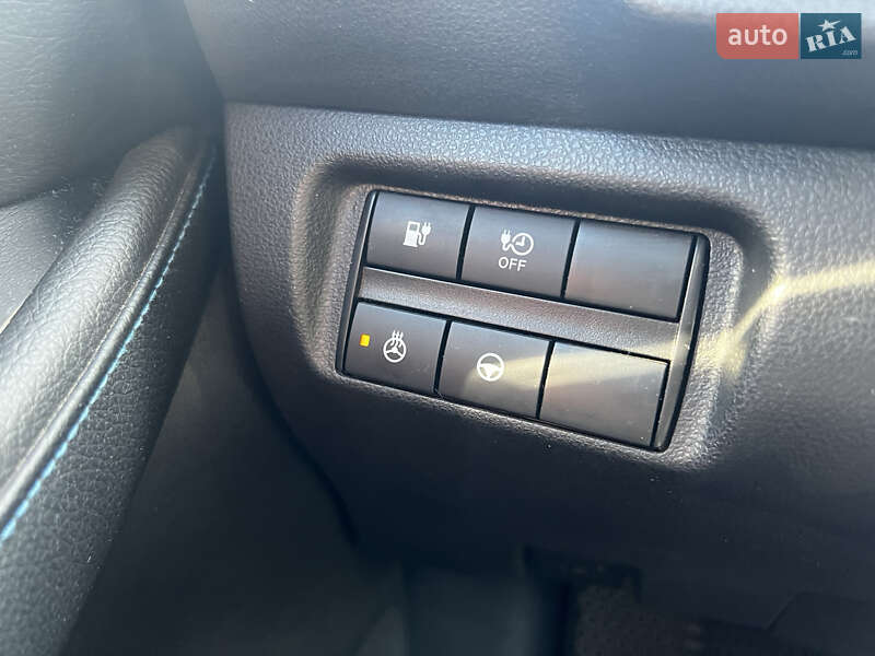 Хетчбек Nissan Leaf 2020 в Дніпрі фото 23 Хетчбек Nissan Leaf 2020 в Дніпрі