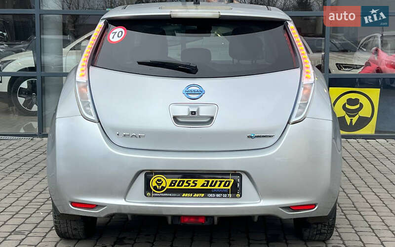 Хетчбек Nissan Leaf 2013 в Івано-Франківську