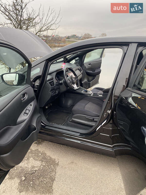 Хетчбек Nissan Leaf 2021 в Києві фото 18 Хетчбек Nissan Leaf 2021 в Києві