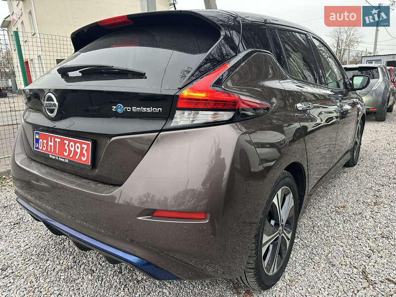 Хэтчбек Nissan Leaf 2018 в Одессе