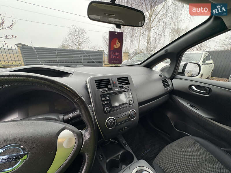Хэтчбек Nissan Leaf 2013 в Луцке
