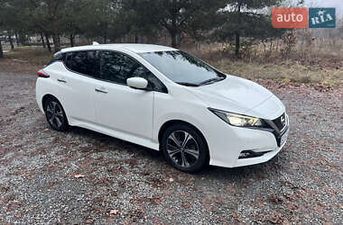 Хэтчбек Nissan Leaf 2021 в Львове