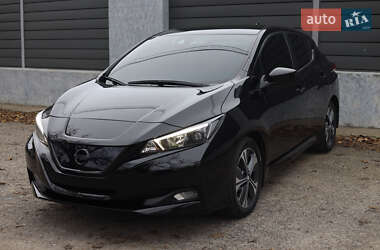 Хэтчбек Nissan Leaf 2020 в Николаеве