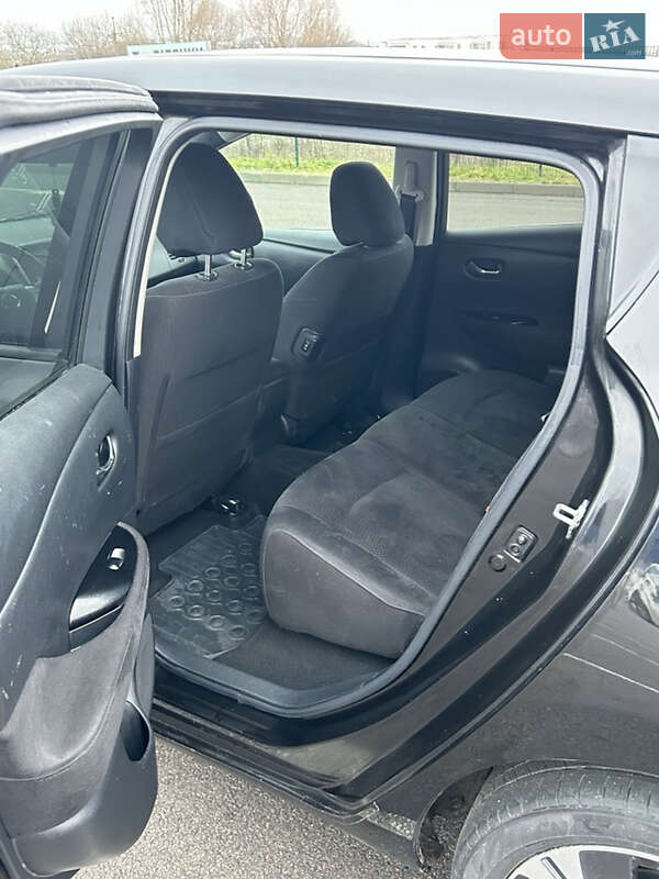 Хетчбек Nissan Leaf 2016 в Рівному