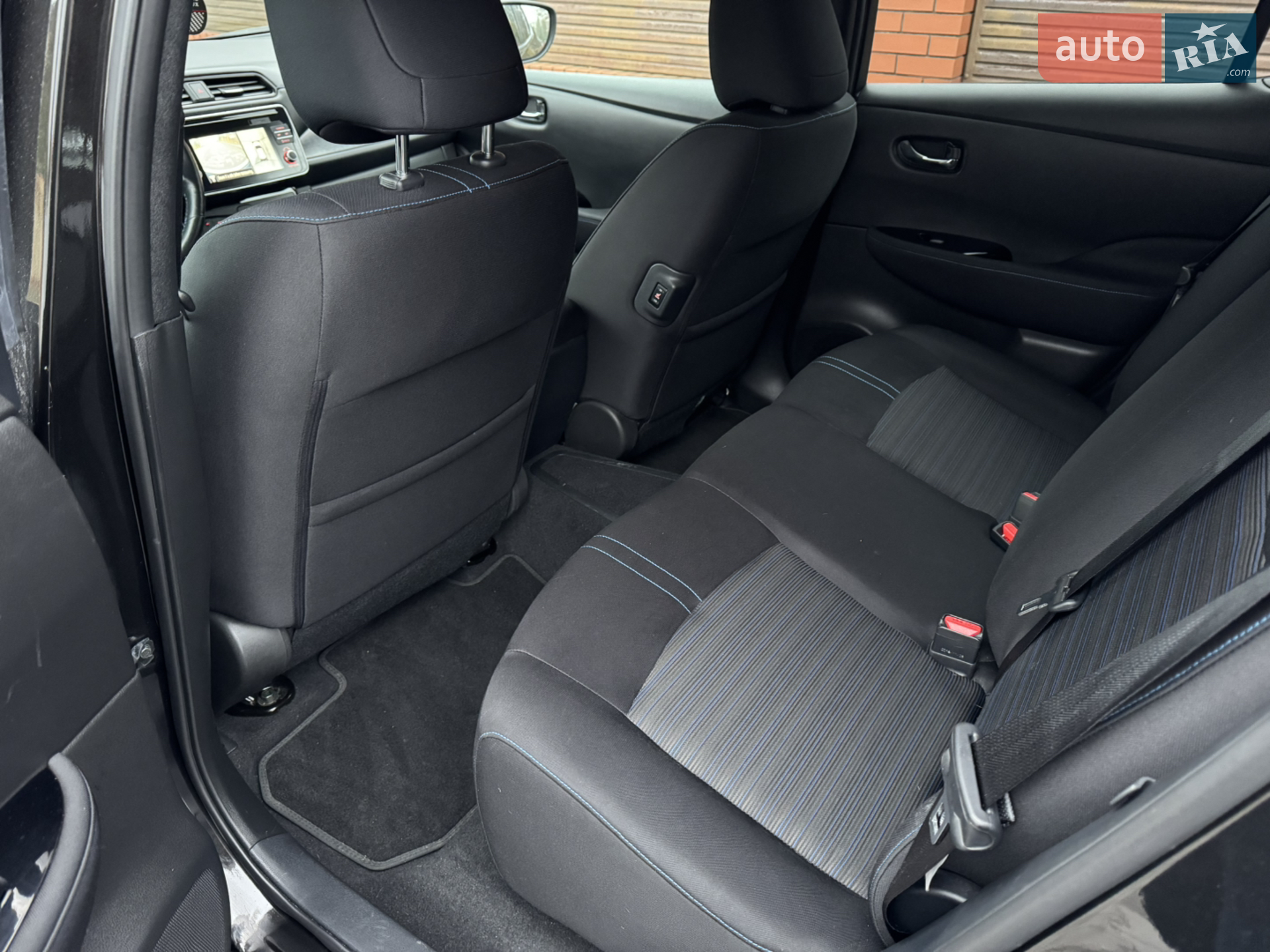 2019 Nissan Leaf - мініатюра 17