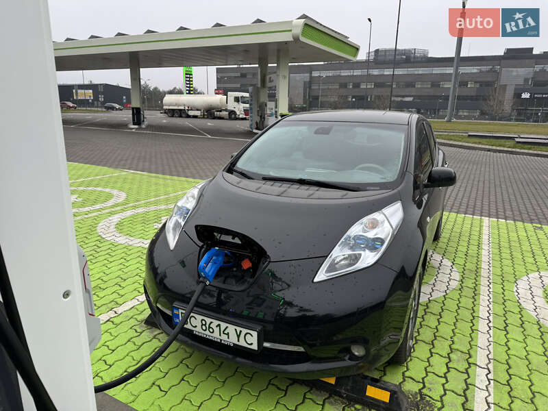 Хэтчбек Nissan Leaf 2012 в Львове фото 16 Хэтчбек Nissan Leaf 2012 в Львове