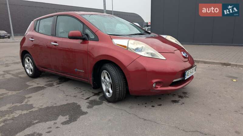 Хетчбек Nissan Leaf 2014 в Дніпрі фото 8 Хетчбек Nissan Leaf 2014 в Дніпрі