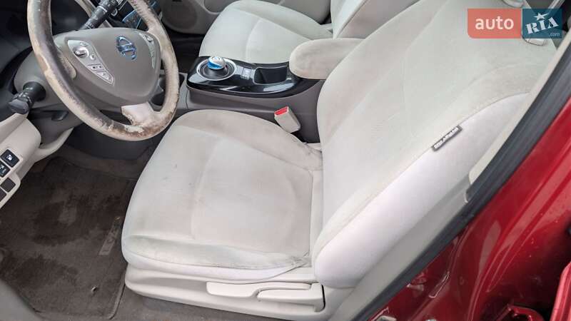 Хетчбек Nissan Leaf 2014 в Дніпрі фото 14 Хетчбек Nissan Leaf 2014 в Дніпрі