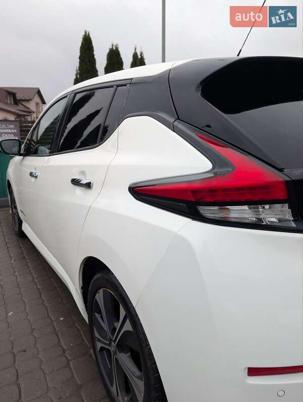 Хетчбек Nissan Leaf 2018 в Івано-Франківську фото 3 Хетчбек Nissan Leaf 2018 в Івано-Франківську