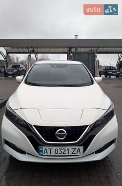 Хетчбек Nissan Leaf 2018 в Івано-Франківську