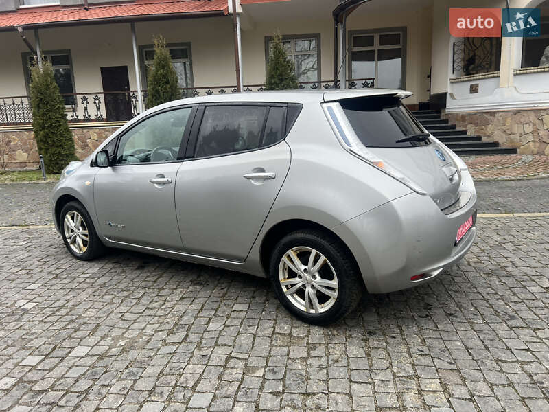 Хэтчбек Nissan Leaf 2016 в Золочеве