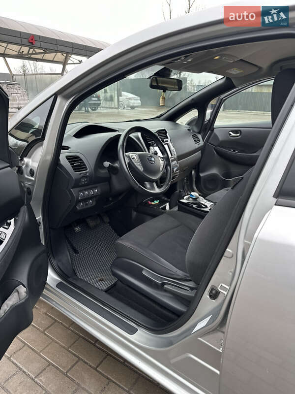 Хетчбек Nissan Leaf 2013 в Тернополі фото 16 Хетчбек Nissan Leaf 2013 в Тернополі
