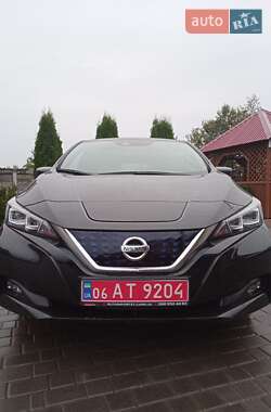 Хетчбек Nissan Leaf 2021 в Олевську