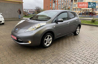 Хетчбек Nissan Leaf 2014 в Чернівцях