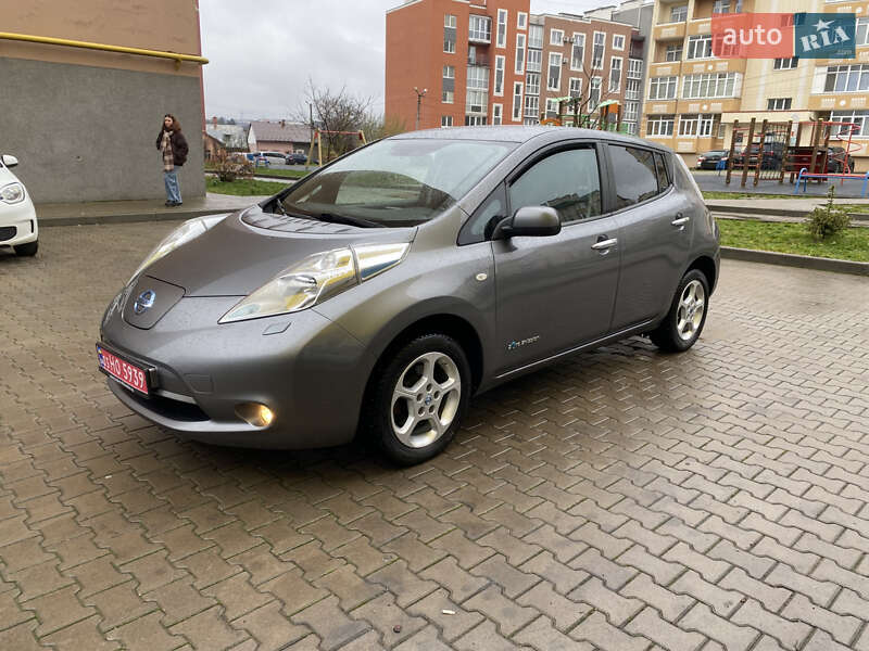 Nissan Leaf 2014