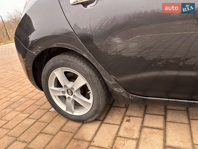 Хэтчбек Nissan Leaf 2017 в Луцке фото 12 Хэтчбек Nissan Leaf 2017 в Луцке