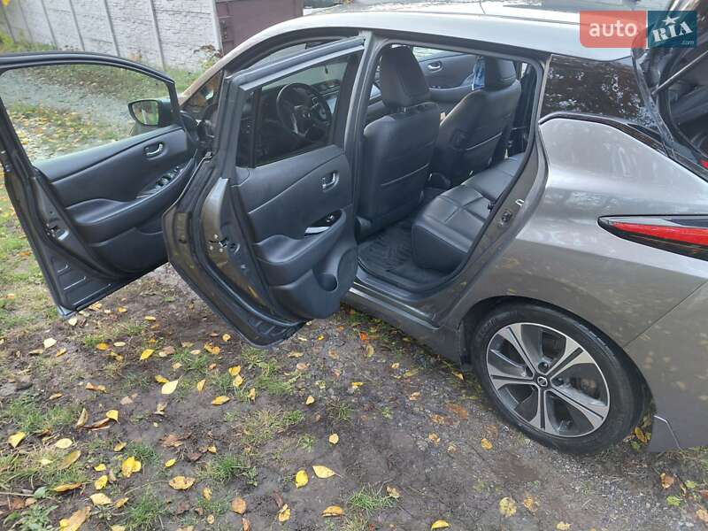 Хэтчбек Nissan Leaf 2018 в Харькове