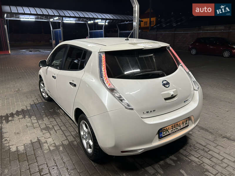 Хэтчбек Nissan Leaf 2014 в Ровно фото 9 Хэтчбек Nissan Leaf 2014 в Ровно