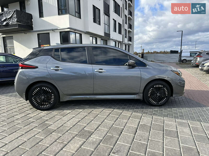 Хетчбек Nissan Leaf 2023 в Рівному