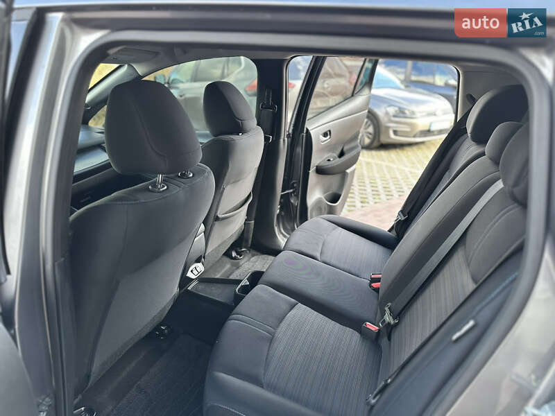 Хетчбек Nissan Leaf 2023 в Рівному