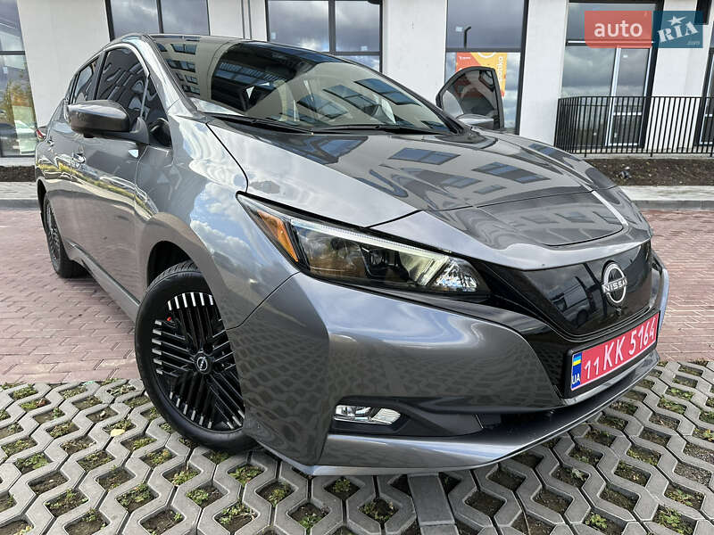 Хетчбек Nissan Leaf 2023 в Рівному
