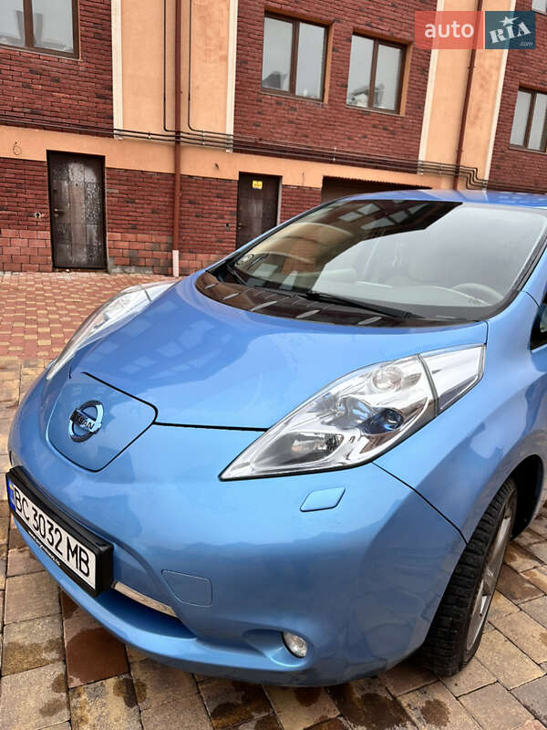 Хэтчбек Nissan Leaf 2018 в Черновцах