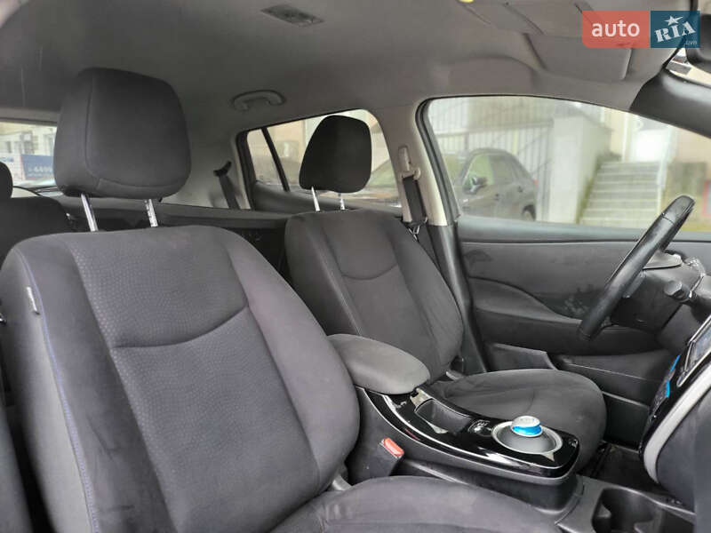 Хэтчбек Nissan Leaf 2014 в Киеве