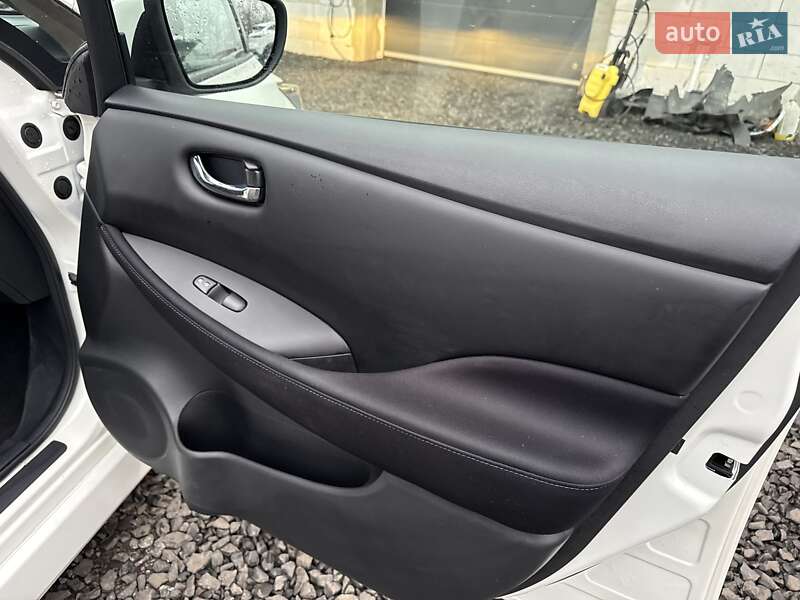 Хэтчбек Nissan Leaf 2021 в Луцке