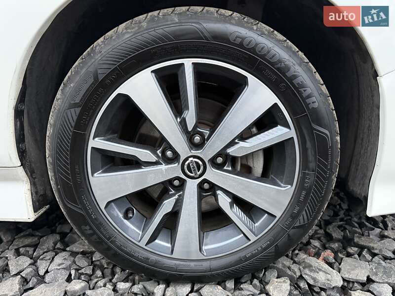 Хэтчбек Nissan Leaf 2021 в Луцке