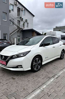 Хетчбек Nissan Leaf 2018 в Рівному