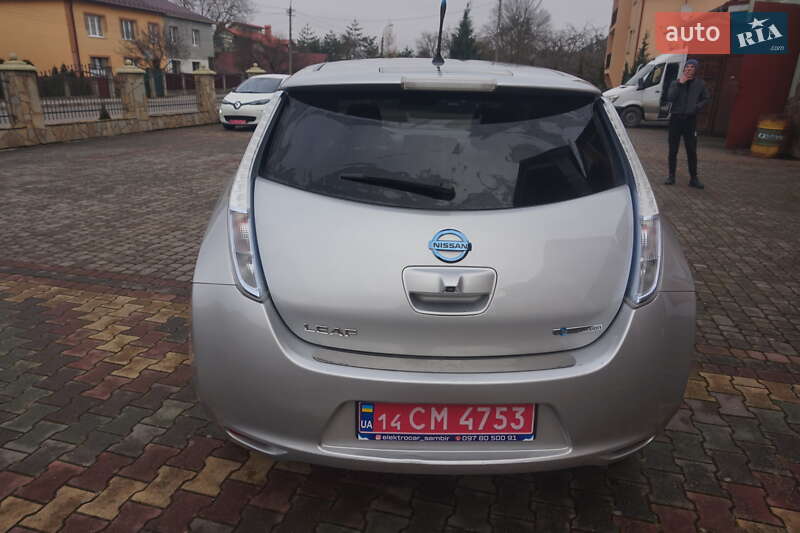 Хетчбек Nissan Leaf 2011 в Самборі фото 19 Хетчбек Nissan Leaf 2011 в Самборі