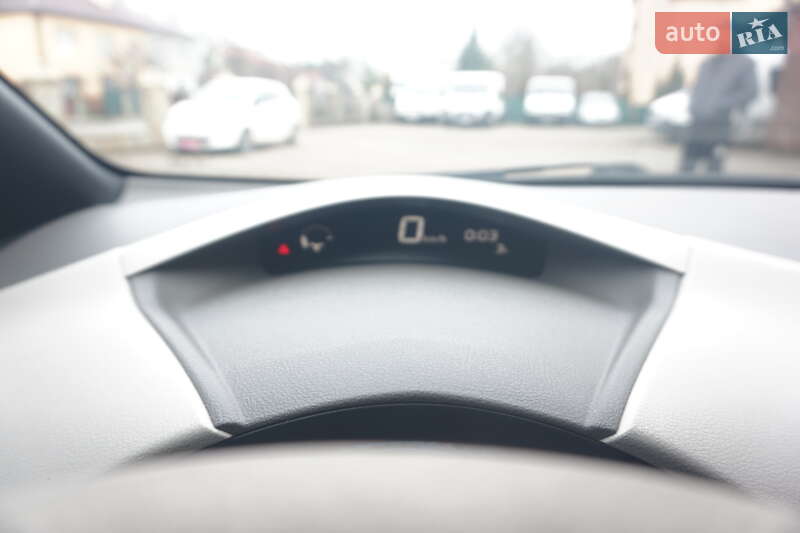 Хетчбек Nissan Leaf 2011 в Самборі фото 32 Хетчбек Nissan Leaf 2011 в Самборі