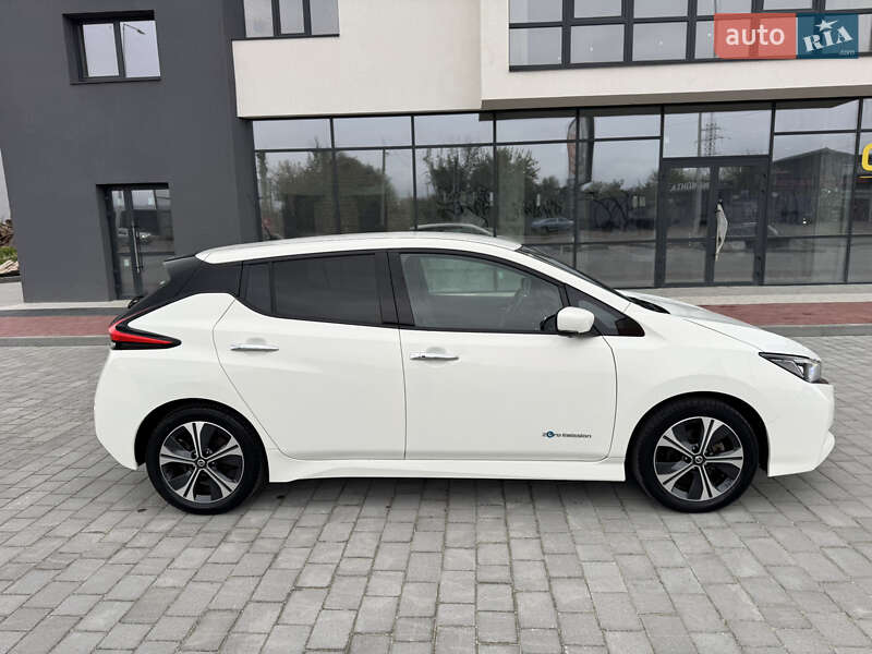 Хетчбек Nissan Leaf 2019 в Івано-Франківську