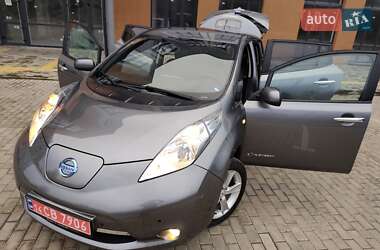 Хэтчбек Nissan Leaf 2014 в Львове