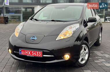 Хэтчбек Nissan Leaf 2015 в Львове