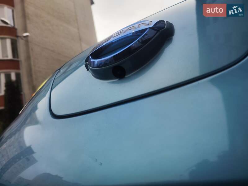 Хэтчбек Nissan Leaf 2016 в Львове