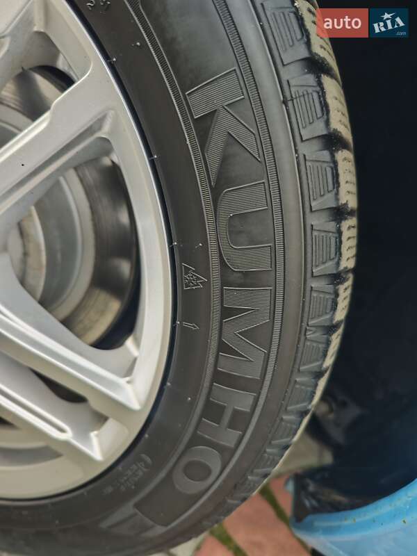 Хэтчбек Nissan Leaf 2016 в Львове