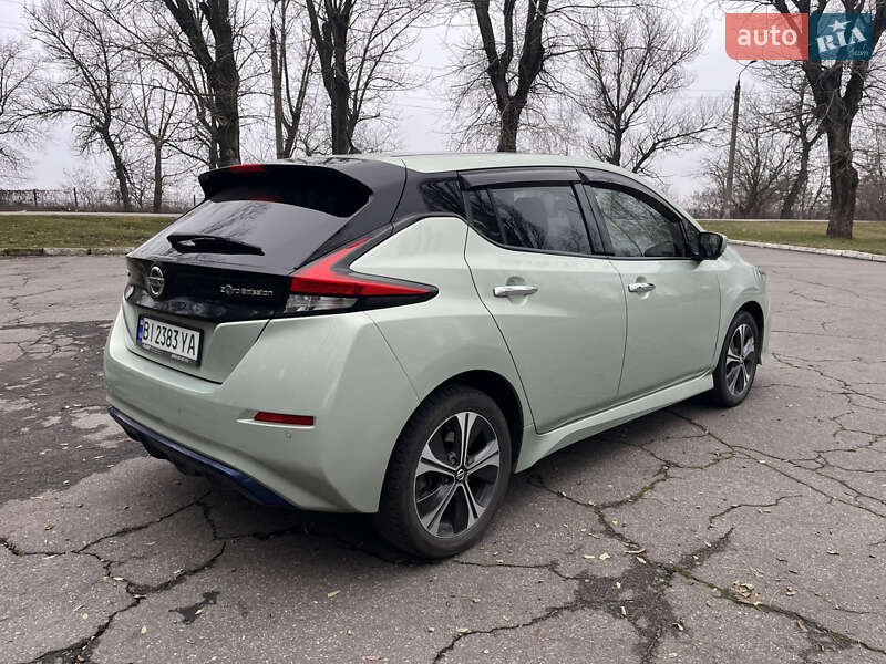 Хэтчбек Nissan Leaf 2018 в Кременчуге фото 3 Хэтчбек Nissan Leaf 2018 в Кременчуге