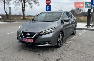 Хетчбек Nissan Leaf 2018 в Володимирі