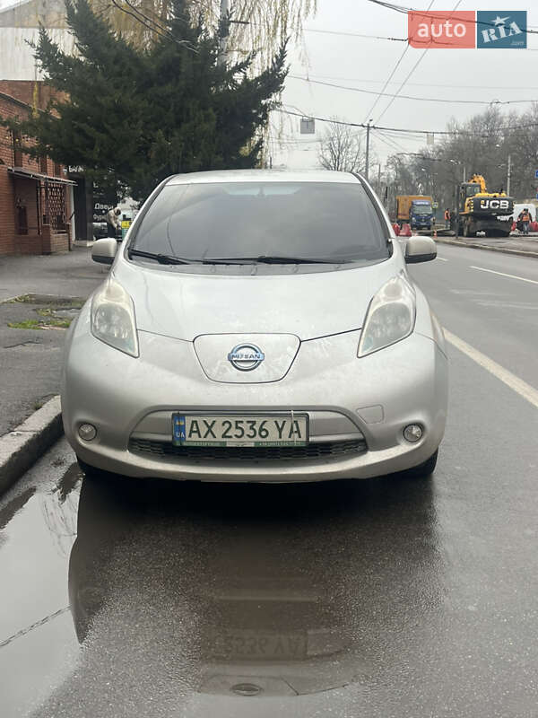 Nissan Leaf 2014