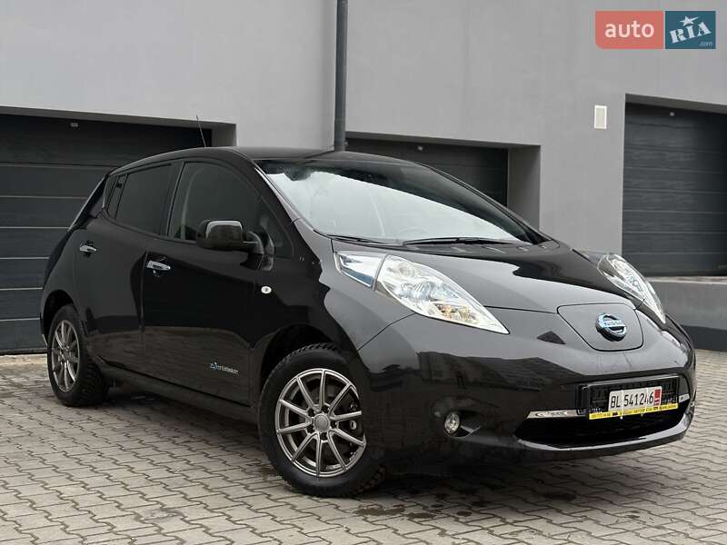 Хетчбек Nissan Leaf 2016 в Тернополі фото 5 Хетчбек Nissan Leaf 2016 в Тернополі