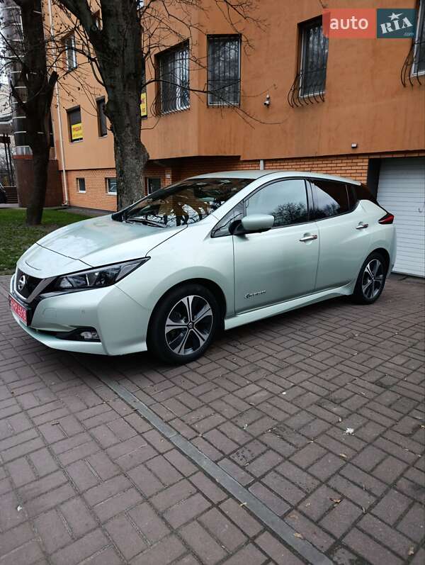 Хетчбек Nissan Leaf 2018 в Кременчуці фото 15 Хетчбек Nissan Leaf 2018 в Кременчуці