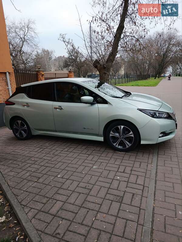 Хетчбек Nissan Leaf 2018 в Кременчуці фото 19 Хетчбек Nissan Leaf 2018 в Кременчуці