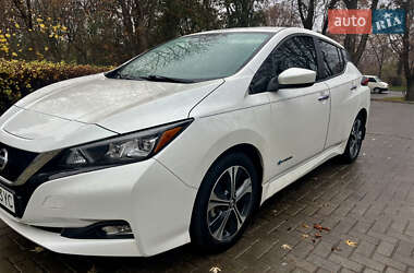 Хэтчбек Nissan Leaf 2019 в Львове