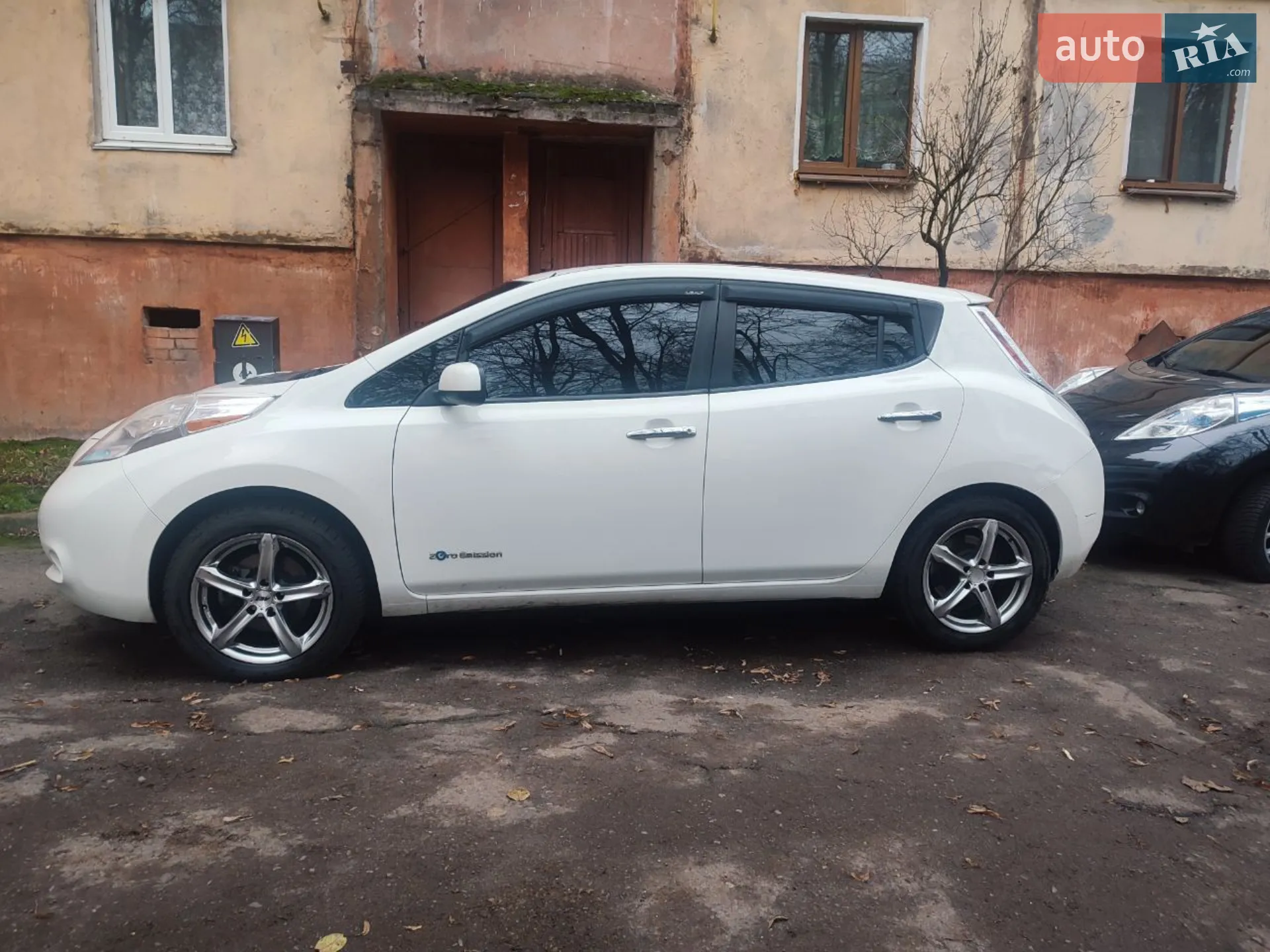 2015 Nissan Leaf - мініатюра 2